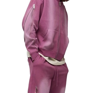 Ensemble de survêtement pour hommes avec sweat à capuche imprimé et effet délavé, 100% coton respirant en molleton, collection Hiver 2026 - Product Image 1