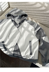 Sudadera con Capucha para Hombre, Estampada en Serigrafía, Colores Personalizados Minimalistas, Corte Regular, Sudadera de Invierno de Algodón Orgánico - Product Image 4