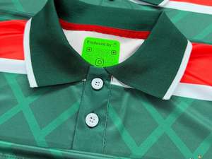 Maillot de sport géométrique vert et rouge en polyester pour homme – Haut de sport professionnel pour l'entraînement en salle de sport – Équipement uniforme OEM de précision avancée - Product Image 4