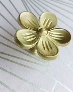 New gold <b>brass</b> daisy knob <b>pull</b> cabinet <b>drawer</b> for home dresser door cabinet furniture decorative kitchen wardrobe handle knobs - Product Image 3