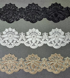 Encaje de poliéster/algodón suave con bordado metálico de lentejuelas y pedrería, tacto suave, para decoración de lehenga nupcial, marca TSL - Product Image 1