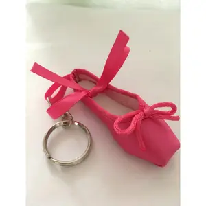 NOVO Ballet Shoes KeyChain Mini Pointe Shoes Keychain para Bailarina Ballet Fontes do Partido gift Bag Charm Pendant Acessórios