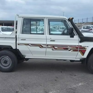 รถยนต์โตโยต้าแลนด์ครุยเซอร์ ปี 2016/2021/2022/2025  รถกระบะขับเคลื่อน 4 ล้อ มือสองสำหรับขาย - รถยนต์โตโยต้าแลนด์ครุยเซอร์ ซีรีส์ 70 มือสอง ลดราคา ไมล์น้อย - Product Image 1