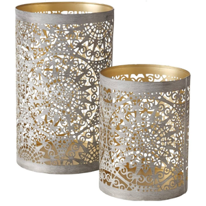 Lanterne en métal élégante unique découpée conception de travail de table disponible lanterne à bougie en métal sur mesure support de lumière de bougie pot de lampe - Product Image 1