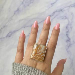 Bague de fiançailles en argent sterling 925 à la main avec cabochon de jaspe en argent fin pour cadeau de mariage - Product Image 1