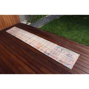 Alfombra Vintage de 1.5x8.7 pies, Alfombra Turca, Alfombra de Lana con Estampado Animal Azul y Naranja - Product Image 3