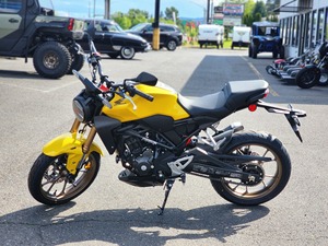 TOUT NOUVEAU 2025 CB300R Moto Sportive en Plastique ABS et Acier - Product Image 1