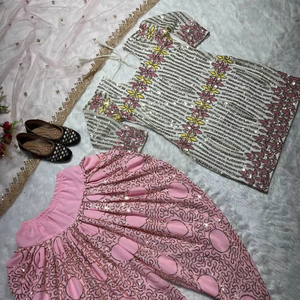 Nuevo diseñador de ropa de fiesta Faux Georgette Heavy Sequence bordado Top y Dhoti Salwar con borde de encaje elegante Dupatta Suit Set - Product Image 1