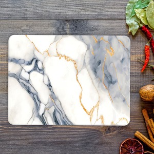 Tabla de cortar de mármol azul blanco de lujo con bandeja de corte elegante de trabajo de resina dorada para servir preparación de alimentos y uso de regalos - Product Image 2