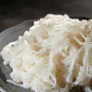 Fideos de Arroz Planos Tradicionales de Alta Calidad (Fideos Pho) Harina de Arroz Seca de Vietnam 200g/250g/500g Proveedor Mayorista Directo - Product Image 5