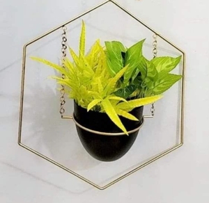 Vase suspendu à fleurs en métal de la meilleure qualité, idéal pour les décorations de porte et d'intérieur pour l'exportation - Product Image 1