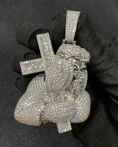 Colgante Religioso con Diamante Moissanite de Corte Redondo con Imagen de Jesús para Unisex, Plata de Ley 925, Joyería Fina, Colgantes y Dijes - Product Image 3