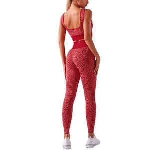 Ensemble de yoga pour femmes au design personnalisé, sans couture, respirant, séchage rapide, 2 pièces, soutien-gorge et leggings, ensemble de sport uni imprimé par sublimation - Product Image 4