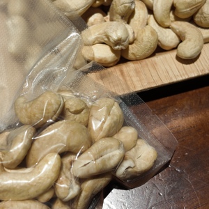 Nueces de Anacardo Frescas al por Mayor, Grado W450, Certificadas Orgánicas por USDA/UE, Directamente de Vietnam - Product Image 4