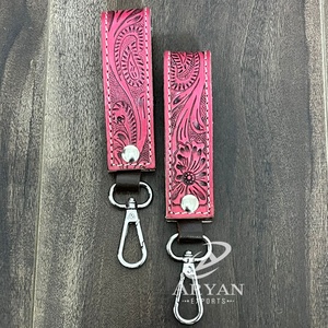 พวงกุญแจหนังวัวลายดอกไม้ห่วงโลหะสำหรับธุรกิจพวงกุญแจหนังวัวลายดอกไม้ของขวัญสุดหรูพวงกุญแจน่ารัก - Product Image 1