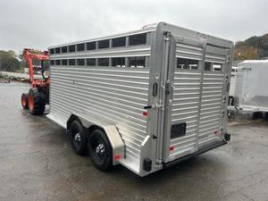 High Quality Livestock Trailer 16ft7 with 14ft Box <b>Heavy</b> <b>Duty</b> Ventilated Design for <b>Safe</b> Cattle Sheep and Farm Animal Transport - Product Image 6