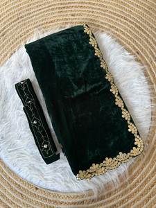 Sari en soie douce Banarasi jaune marron avec un riche tissage en zari extensible pour les mariages, les cérémonies traditionnelles, les fêtes de Diwali - Product Image 3