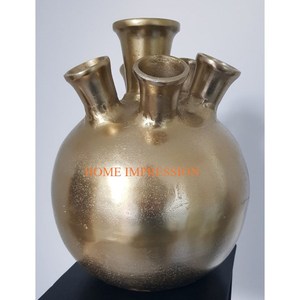 Ensemble de 2 Vase à fleurs en aluminium poli doré Décoration de table en métal en gros Fait à la main Classique Fantaisie Nouveaux Vases élégants pour cadeaux - Product Image 3