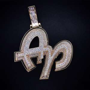 Collar Hip Hop Personalizado de Plata de Ley 925, Joyería de Moda para Hombre/Mujer, Colgante Personalizado con Moissanita, Chapado en Oro y Rodio - Product Image 1