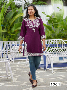 Abito corto Kurti Top <span class=keywords><strong>Western</strong></span> con Jeans per ragazze da donna in cotone Rayon ricamo ultimo modello Export Quality <span class=keywords><strong>India</strong></span> - Product Image 3