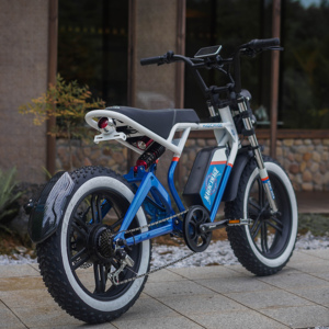 4LEAF Cafe Racer Step Over 20x4 <span class=keywords><strong>Bici</strong></span> <span class=keywords><strong>Elettrica</strong></span> <span class=keywords><strong>Scooter</strong></span> per Adulti 48V 15Ah con Batteria Rimovibile - Product Image 3