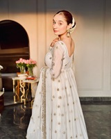 Robe Anarkali de haute qualité avec paillettes Dupatta Premium brodé Chinon travail par Fatema Fashion vêtements de fête pour femmes mariages