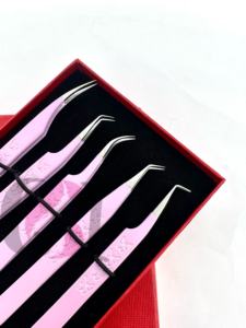 Pinzas Profesionales de Acero Inoxidable para Extensión de Pestañas, Diferentes Estilos, Recubrimiento en Polvo Color Morado Claro, Diseño de Mariposa, Punta Plateada - Product Image 2