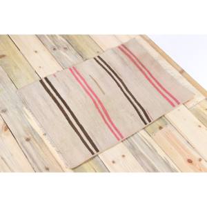 Alfombra Turca Pequeña de 1.8x2.6 pies, Alfombra Vintage, Alfombra de Lana a Rayas Beige y Rosa - Product Image 2