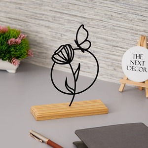 Jolie sculpture de fleurs en métal noir avec base en bois Un décor de table moderne parfait ajoute un charme artistique élégant à n'importe quelle pièce - Product Image 3