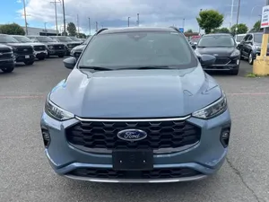 Ford Escape 2024 impecablemente limpio - Product Image 3