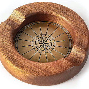 Cendrier en bois de forme carrée classique de haute qualité avec taille personnalisée pour les cendres - Product Image 4