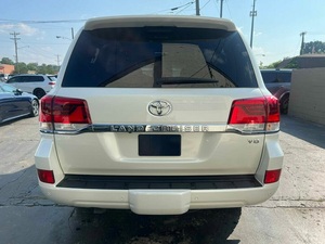 Offre Spéciale : Toyota Land Cruiser AWD d'occasion – Prêt à être expédié - Product Image 6