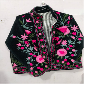 เสื้อแจ็คเก็ตผ้าขนสัตว์ปักลายซูซานีทรงสลิมฟิตสำหรับผู้ชาย ผลิตตามสั่ง สไตล์วินเทจ โบโฮ งานฝีมือ สำหรับร้านแฟชั่นบูติก - Product Image 1