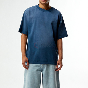 Camiseta de gran tamaño para hombre al por mayor 100% algodón 230GSM camiseta gráfica transpirable con estampado Digital de estilo callejero de peso pesado - Product Image 3