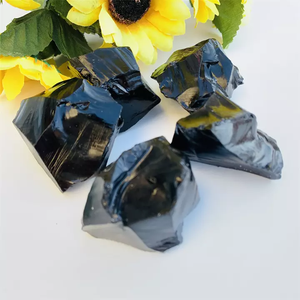Pierre brute d'obsidienne noire naturelle d'obsidienne est une pierre noire profonde qui, lorsqu'elle est tombée ou sculptée, a une surface brillante - Product Image 3