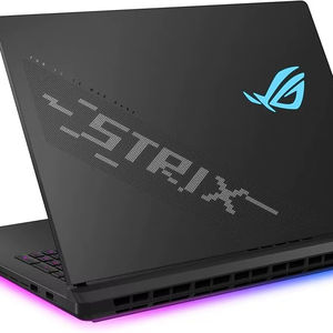 NUEVO ORIGINAL ROG Strix Scar - Portátil de 18 Pulgadas con GeForce RTX 5090, GPU, 32 GB de Memoria, SSD PCIe de 2 TB - Product Image 1