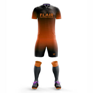 Kits de fútbol retro personalizados, camisetas de fútbol de moda de alta calidad, uniformes para hombres, impresión por sublimación, servicio OEM disponible - Product Image 4