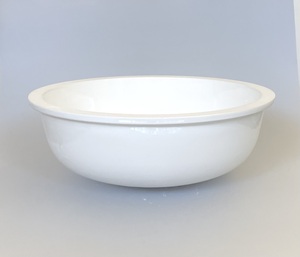 Lavabo rotondo in ceramica da incasso diametro 427 mm H160 da posizionare sopra il piano. Finitura superiore eccellente, levigata a macchina. Prodotto in Italia. - Product Image 3