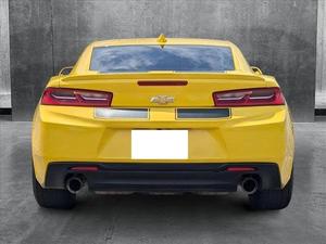 Chevrolet Camaro 1LT Coupé RWD 2017 Económico con Volante a la Izquierda/Derecha - Product Image 2