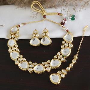 Ensemble collier Kundan en or royal de créateur ensemble de collier de mariage indien traditionnel ensemble de mariage pour femmes et filles - Product Image 1