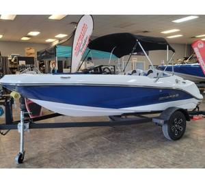 Yate Deportivo Serie 165 2024-2026, Lancha Compacta de Alto Rendimiento para Drifting y Surf, Estable y con Capacidad para 6 Personas - Product Image 2