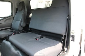 Camión de Carga MITSUBISHI CANTER FUSO 2020 con Volante a la Derecha, Motor Diésel de 4.2L, Transmisión Automática, 150HP, Euro 6, Vehículo Comercial Ligero - Product Image 6