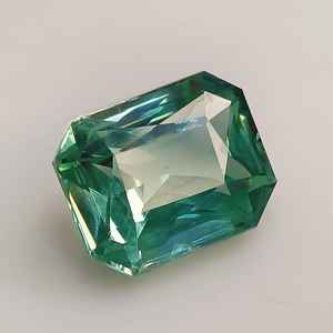 พลอยมออิสซาไนต์ธรรมชาติตัดจากมรกตความชัดเจนของนกเป็ดน้ำสีเขียวเข้มสำหรับ2.00Ct ที่ผ่านการรับรองทำให้เครื่องประดับคลาสสิกมีความพิเศษ - Product Image 2