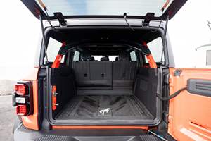 Bronco Rapt0r 2023 ~13,700 Millas, Motor V6 Twin-Turbo de 418 hp, 4x4, Sin Modificar - Product Image 5