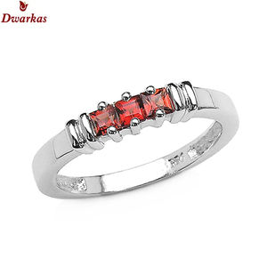 แหวนเงินแท้ 925 ประดับพลอยโกเมนธรรมชาติ สำหรับผู้หญิง ยี่ห้อสั่งทำได้ ขายส่งจากโรงงาน ผลิตภัณฑ์ขายดี มีสินค้าพร้อมส่ง - Product Image 1