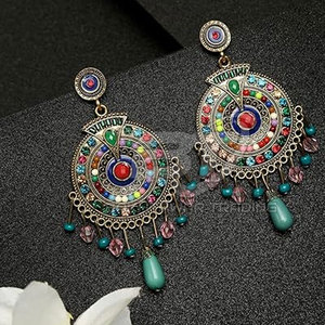 ต่างหูห้อยระย้าสำหรับผู้หญิง ดีไซน์ทันสมัย ชุบทองแดง เหมาะสำหรับงานปาร์ตี้ สไตล์สั่งทำพิเศษ ขนาดสำหรับผู้ใหญ่ - Product Image 4