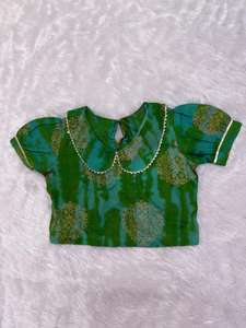 Lehnga Choli Fournisseur mondial de vêtements indiens d'excellente qualité pour enfants filles - Product Image 3