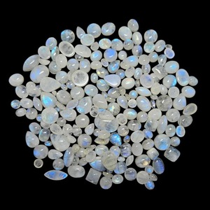 Piedra de la luna arcoíris cabujón, piedra de nacimiento de junio, de buena calidad, piedra de luna blanca natural, gemas sueltas de fuego azul de formas mixtas, Mehrajudin - Product Image 3