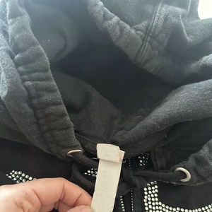 Sweat à capuche personnalisé en coton brossé French Terry avec impression graphique et logos universels en strass sur toute la surface, sweat à capuche de marque - Product Image 6