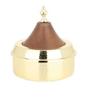 Recipiente de Metal Martillado Chapado en Oro con Tapa de Madera para Servir Dátiles, Recipiente para Frutos Secos - Product Image 1